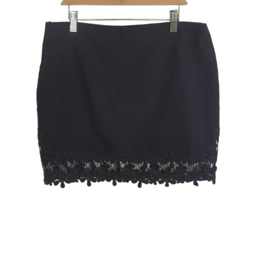 Zara Crochet Trim Mini Skirt - Picture 2 of 4